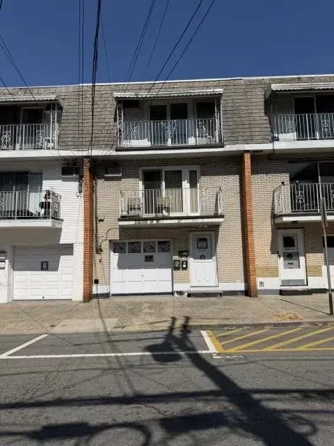 2BR Multi-Family for Rent in West New York, NJ