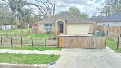 4BR House for Rent in Dallas, TX