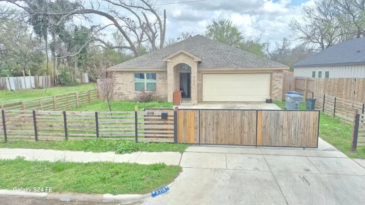 4BR House for Rent in Dallas, TX