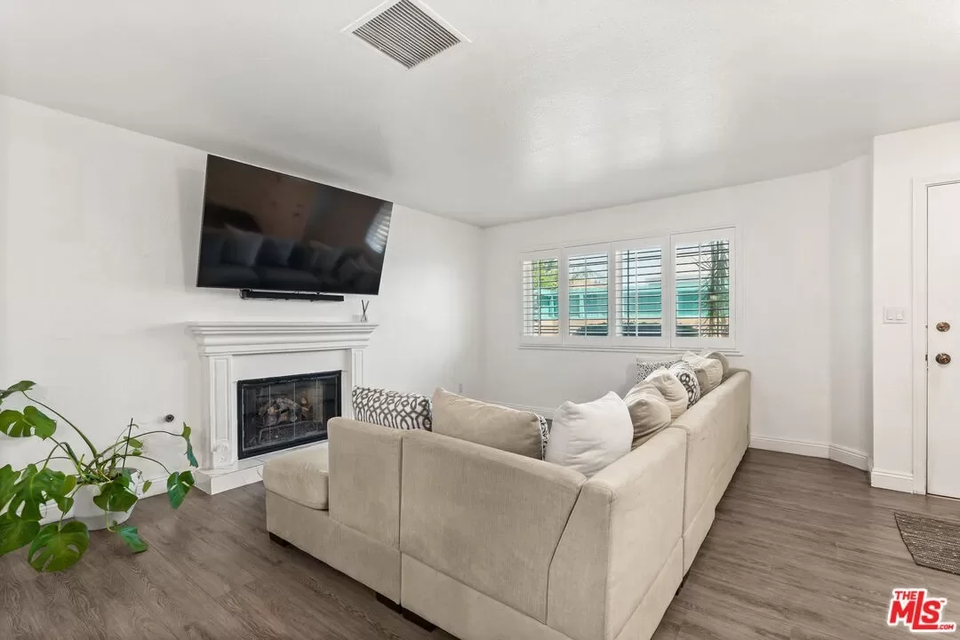 3BR Condo for Sale in Inglewood, CA