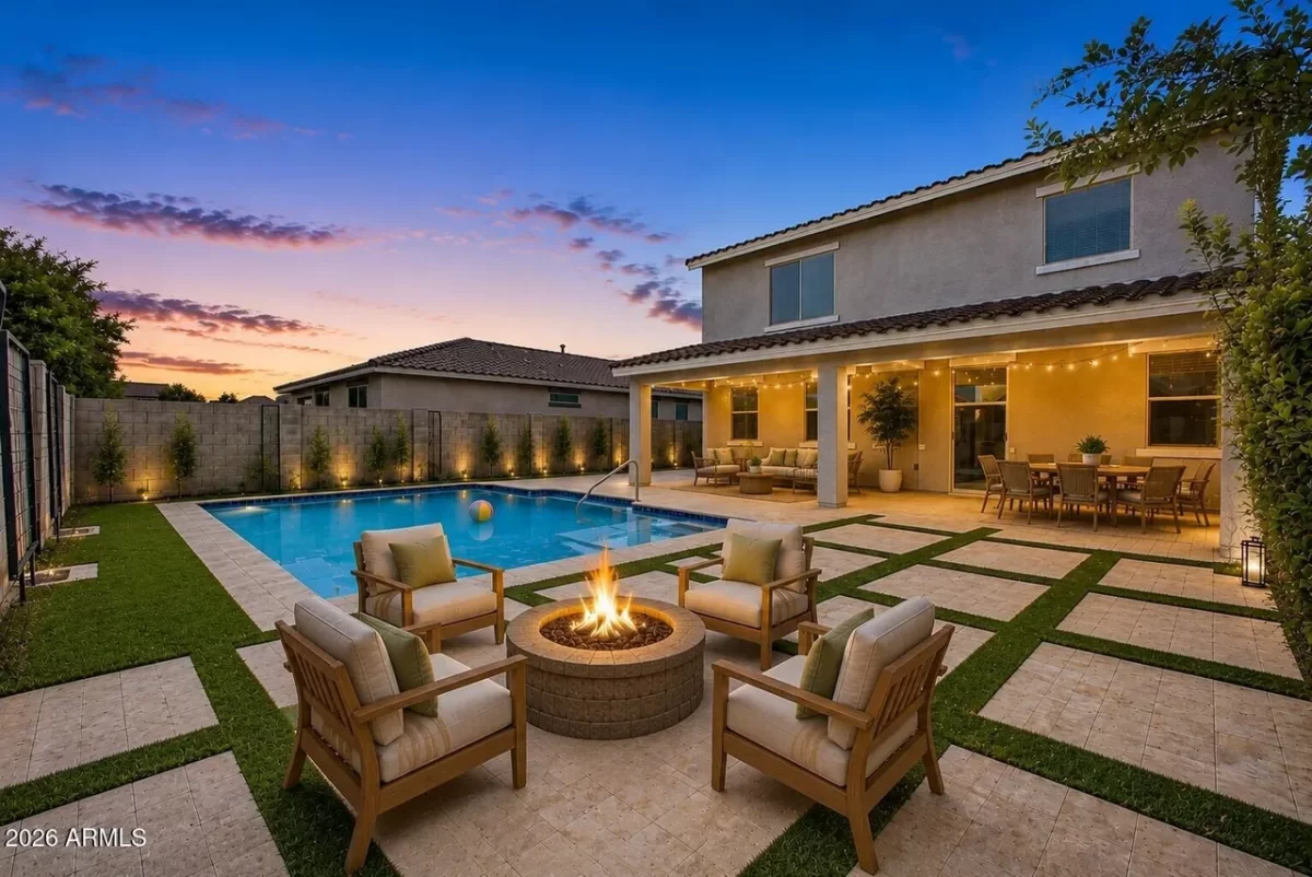 4BR House for Sale in Phoenix, AZ