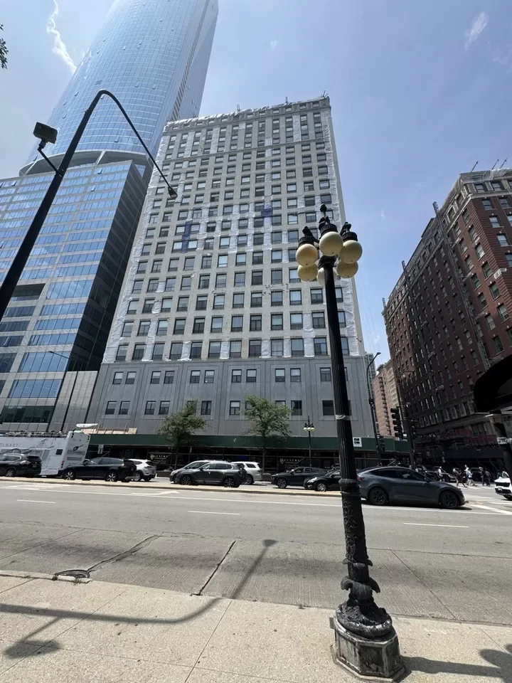 2BR House for Rent in Chicago, IL