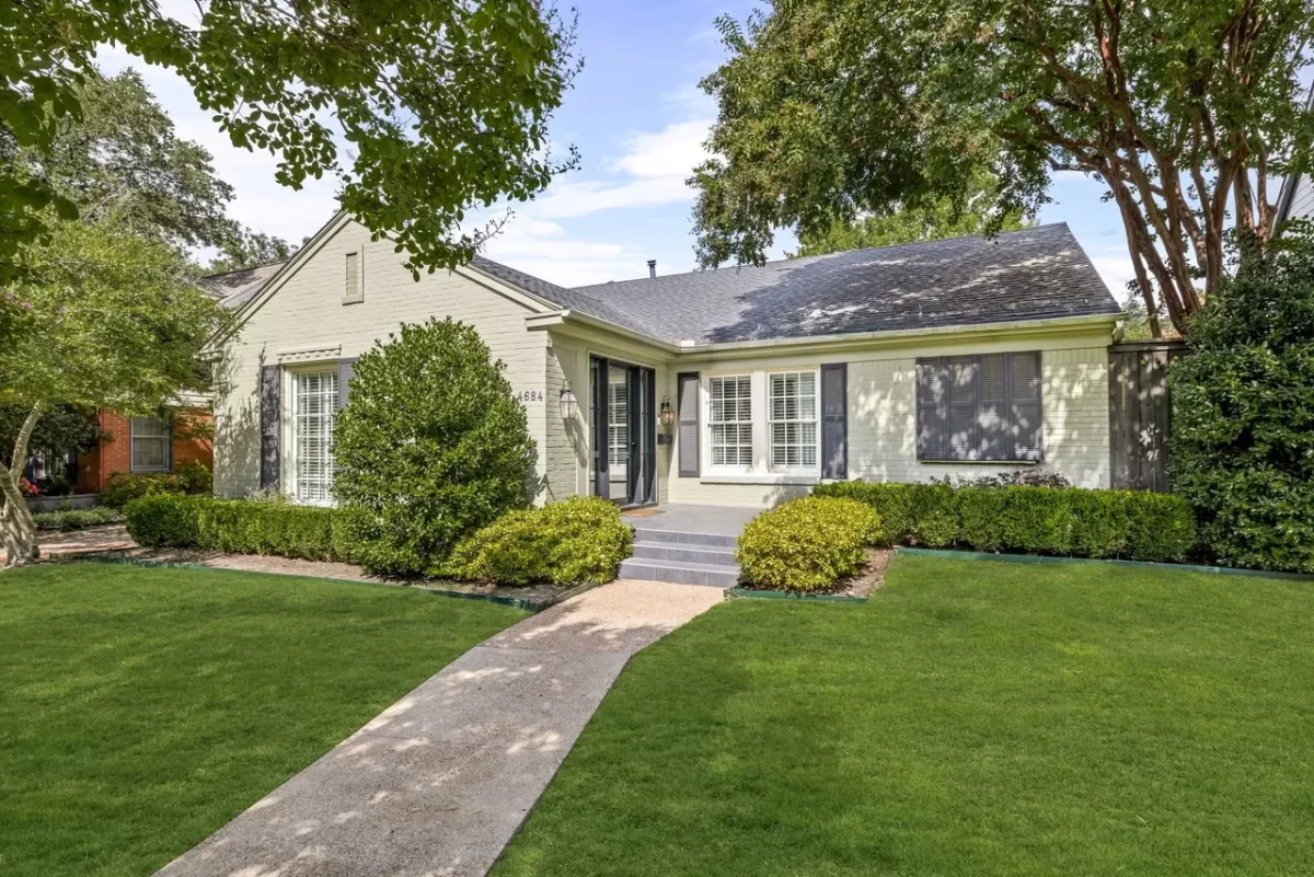 2BR House for Sale in Highland Park, TX