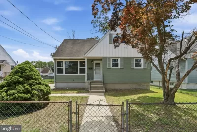 4BR House for Sale in Woodbury, NJ