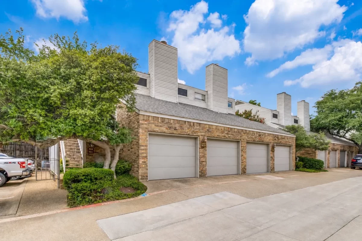 2BR Condo for Sale in Dallas, TX
