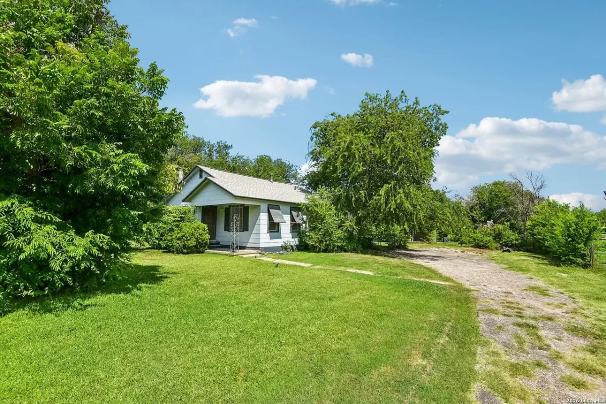 3BR House for Sale in San Antonio, TX
