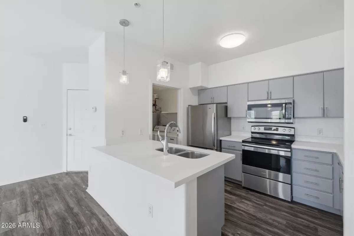 1BR Condo for Sale in Phoenix, AZ