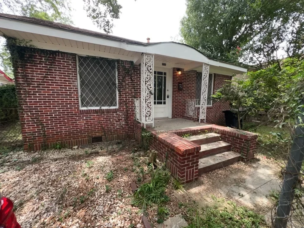 2BR House for Rent in Houston, TX