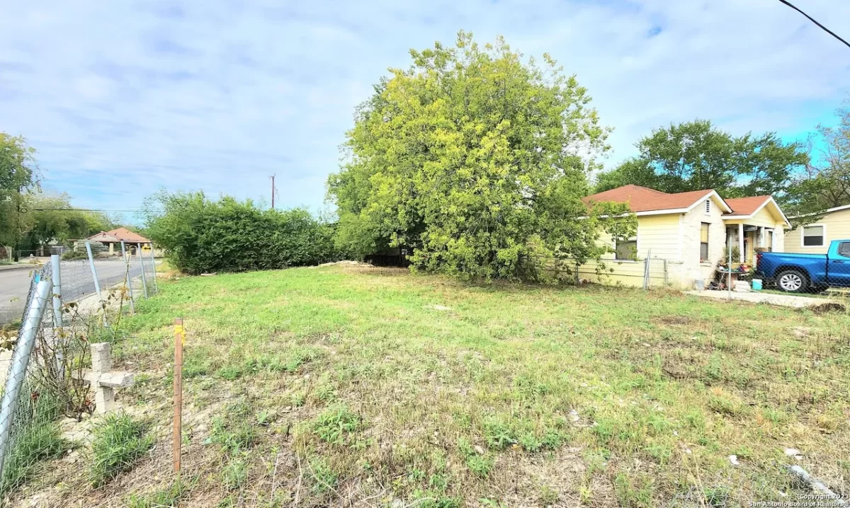 Land for Sale in San Antonio, TX