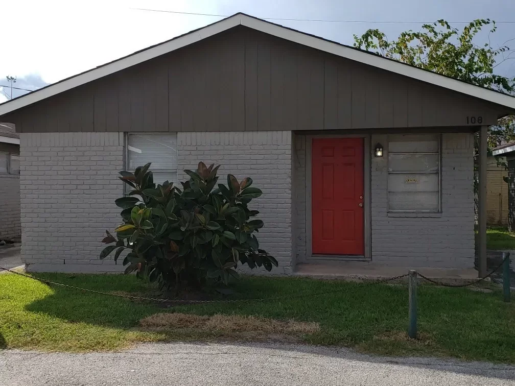 2BR House for Rent in Houston, TX