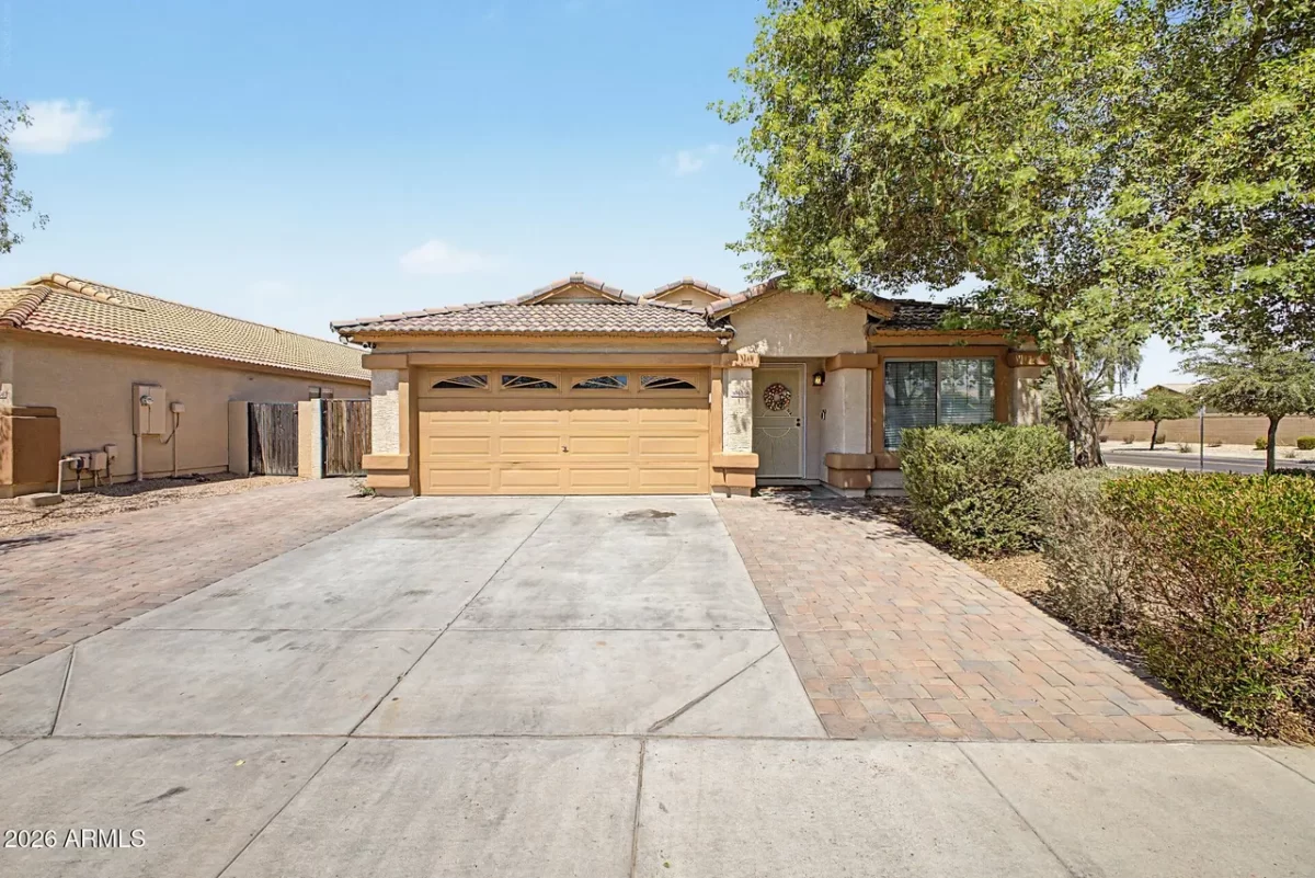 4BR House for Sale in Laveen, AZ