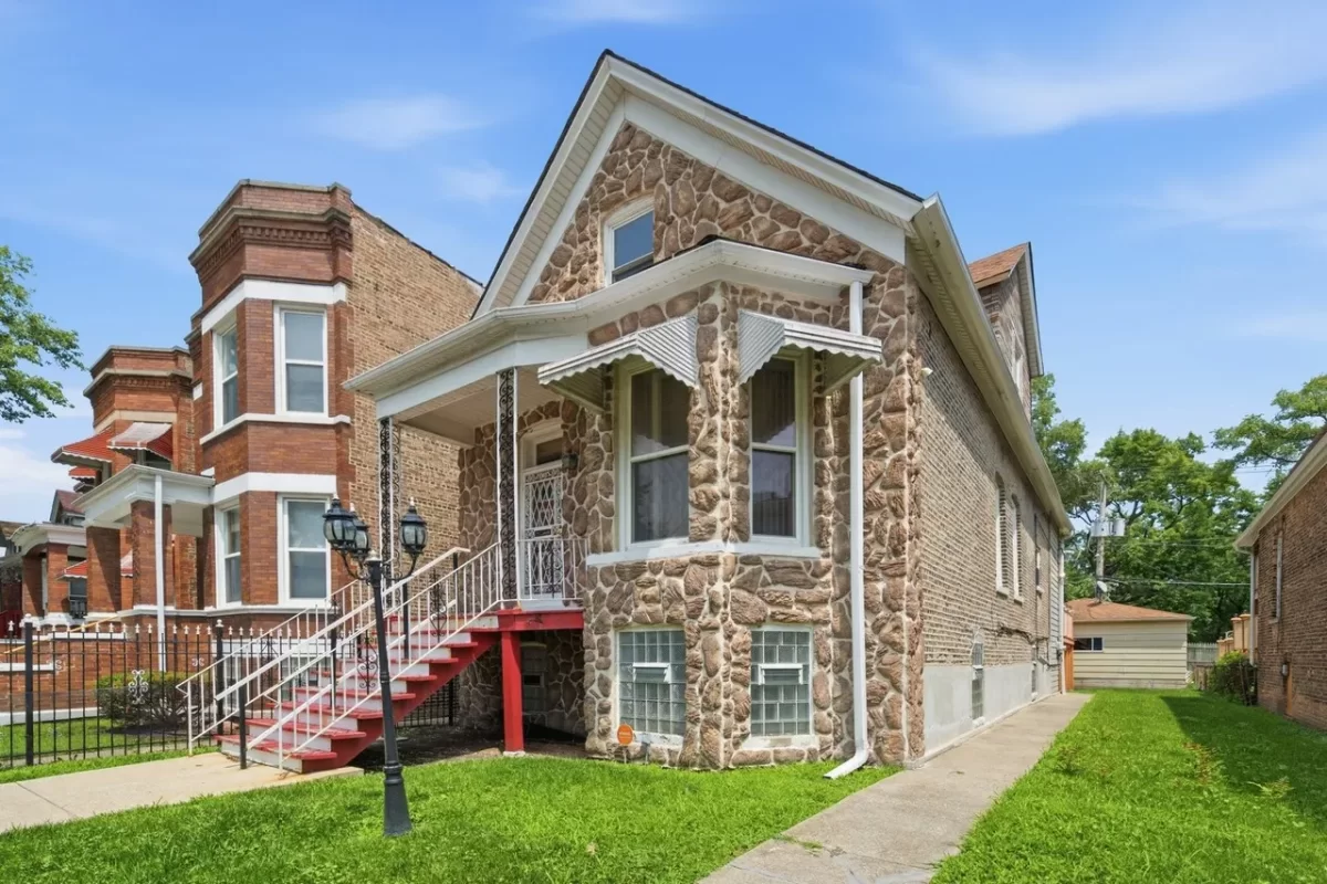 3BR House for Sale in Chicago, IL