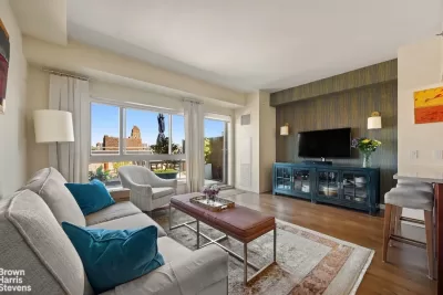 2BR Condo for Sale in Manhattan, NY