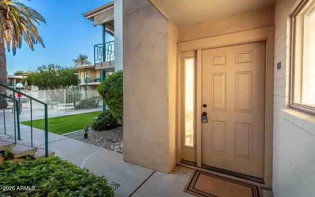 2BR Townhouse for Sale in Phoenix, AZ