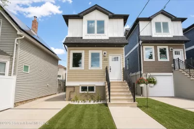 3BR House for Sale in Staten Island, NY