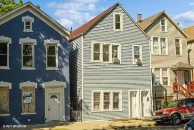 7BR Multi-Family for Sale in Chicago, IL