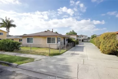 12BR Multi-Family for Sale in Bell Gardens, CA