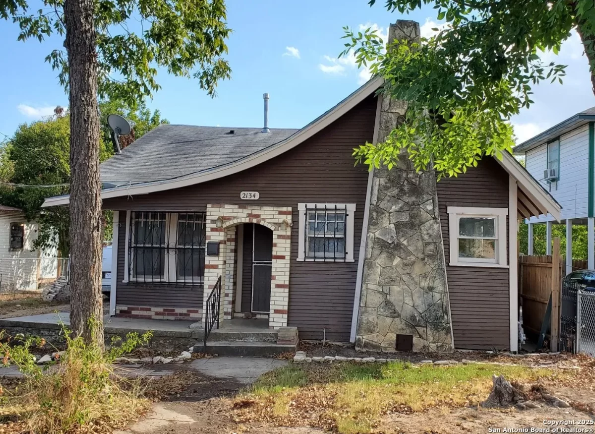2BR House for Rent in San Antonio, TX