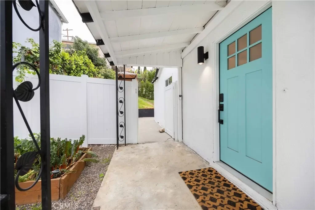 2BR House for Sale in City Terrace, CA