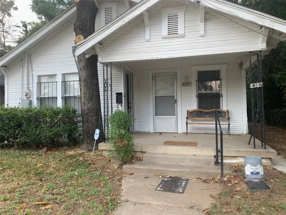 2BR House for Sale in Dallas, TX