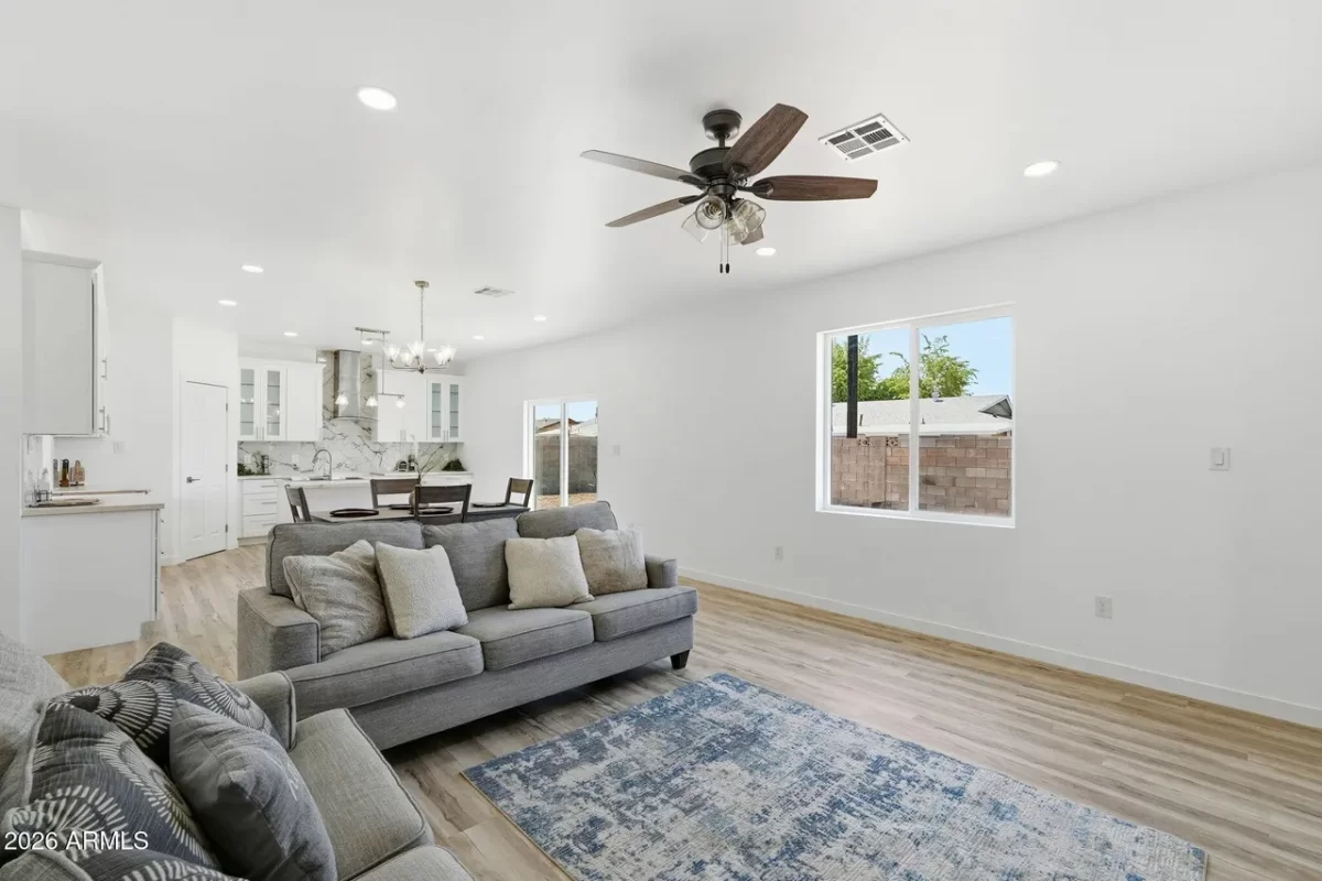 3BR House for Sale in Phoenix, AZ