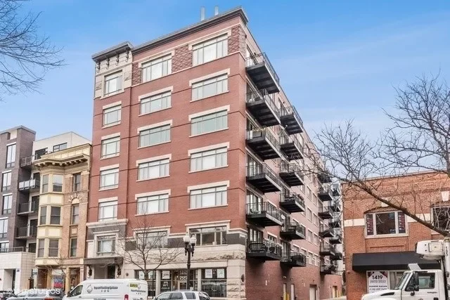 2BR Condo for Rent in Chicago, IL