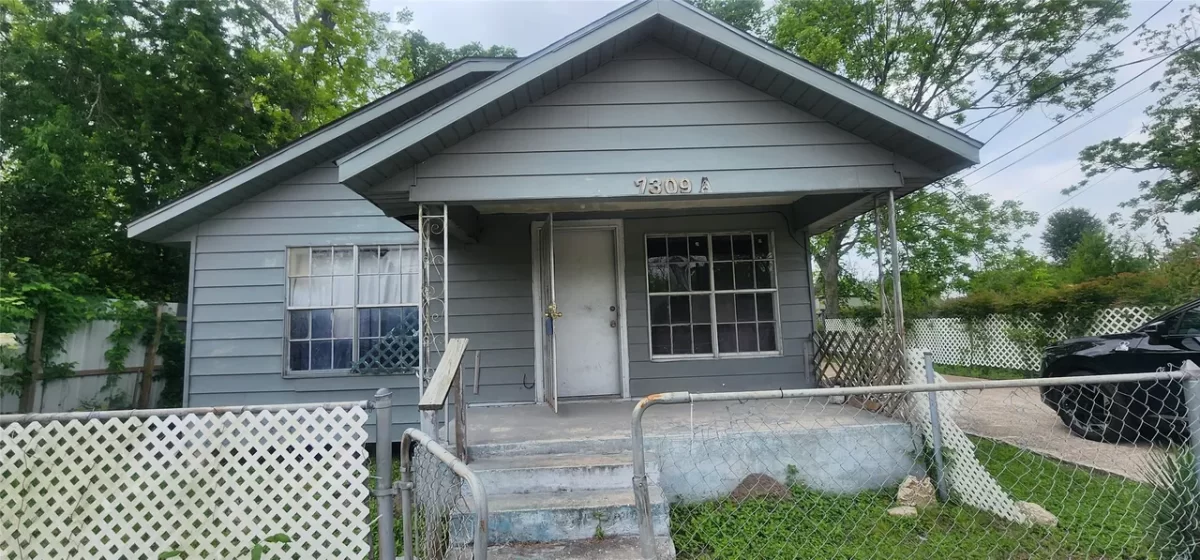 8BR Multi-Family for Sale in Houston, TX