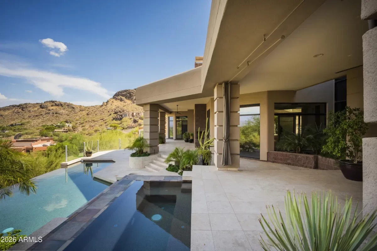 4BR House for Sale in Paradise Valley, AZ