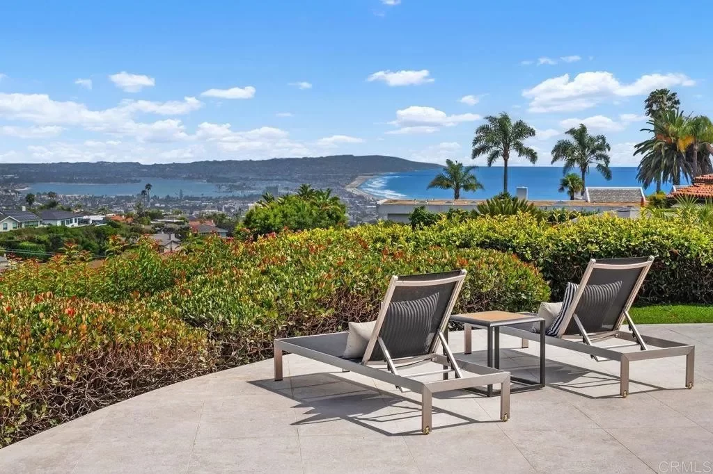 5BR House for Sale in La Jolla, CA