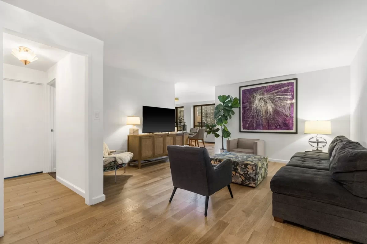 3BR Condo for Sale in Manhattan, NY