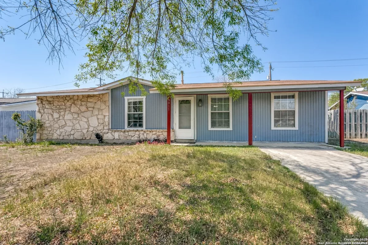 3BR House for Sale in San Antonio, TX