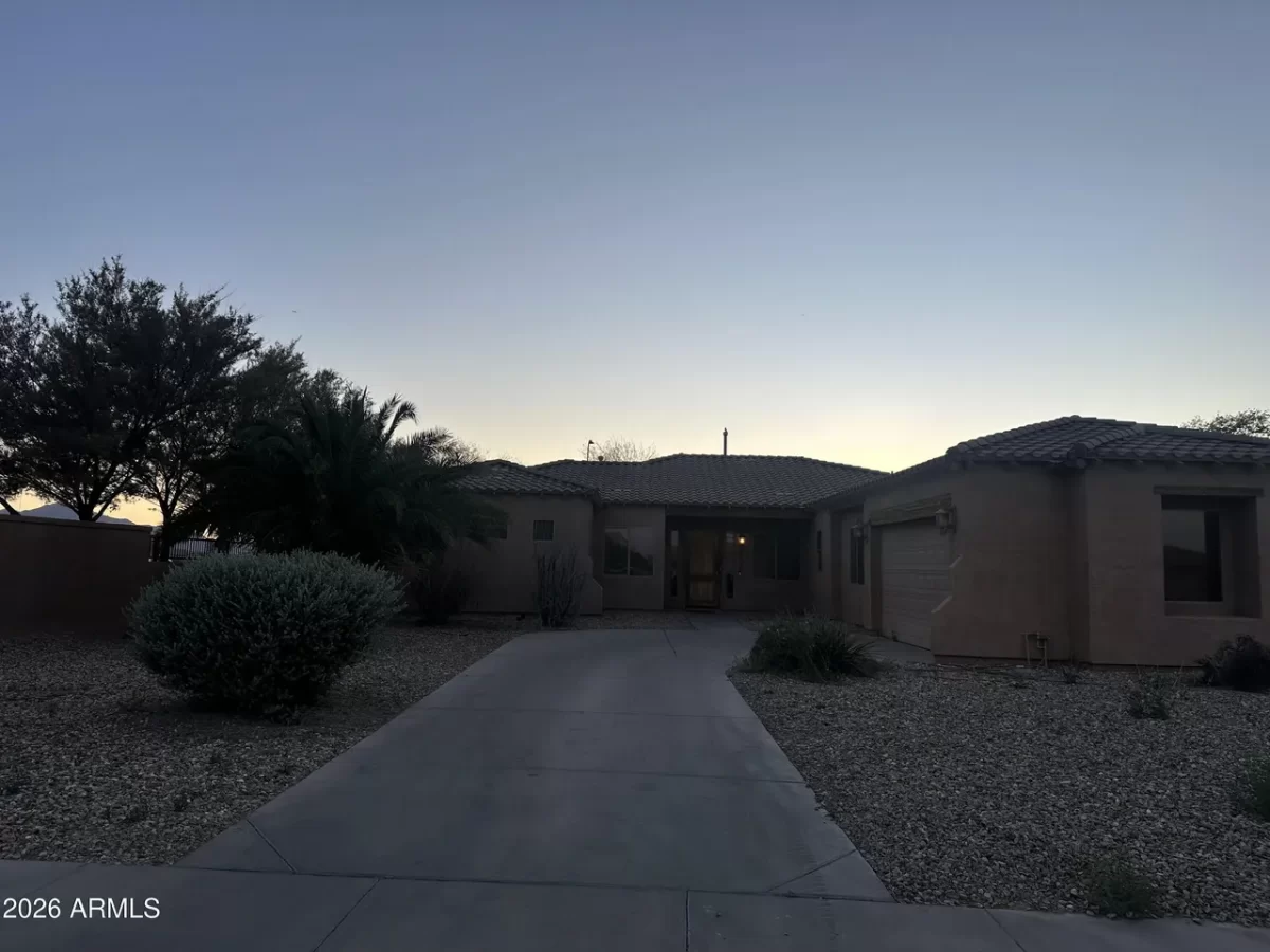 5BR House for Sale in Phoenix, AZ