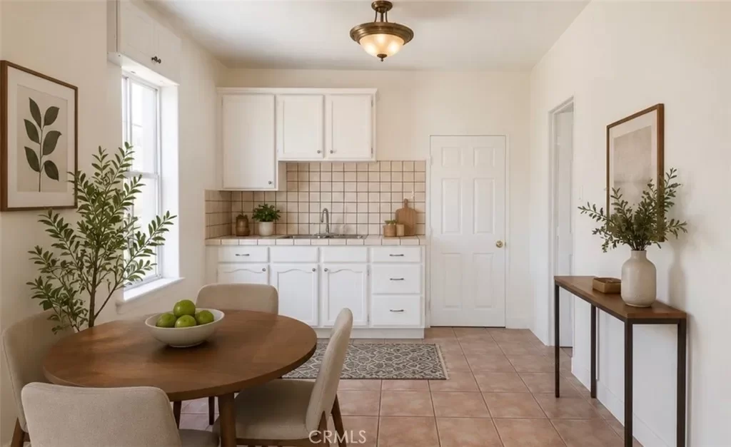 2BR House for Sale in Los Angeles, CA