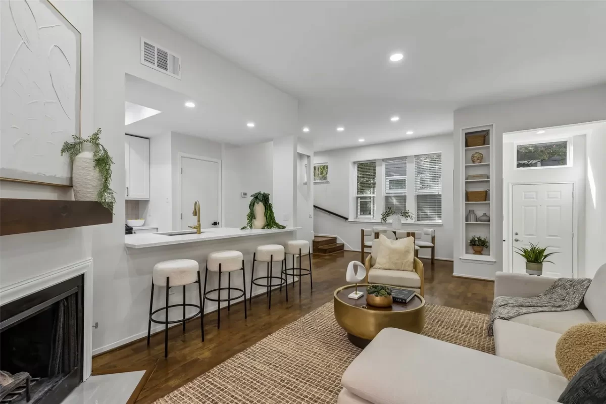 2BR Condo for Sale in Dallas, TX