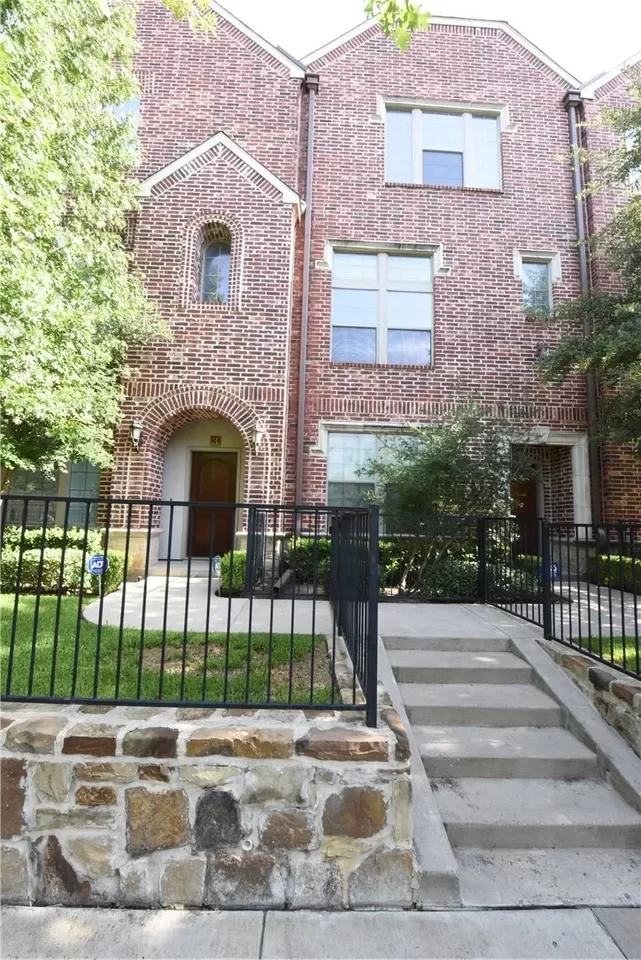 2BR Condo for Rent in Dallas, TX