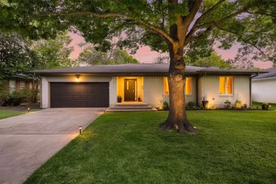 2BR House for Sale in Dallas, TX