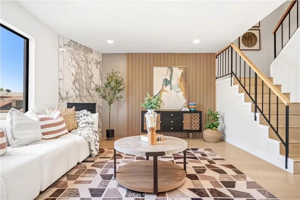 3BR Townhouse for Sale in Alhambra, CA