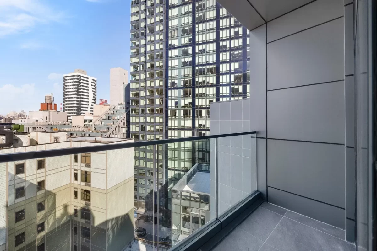 2BR Condo for Sale in Queens, NY