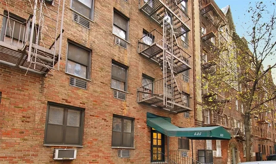 1BR Condo for Sale in Manhattan, NY