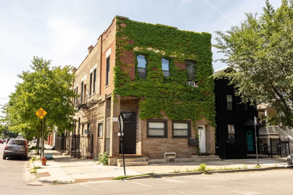 24BR Multi-Family for Sale in Chicago, IL