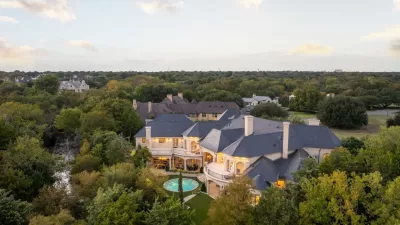 6BR House for Sale in Dallas, TX