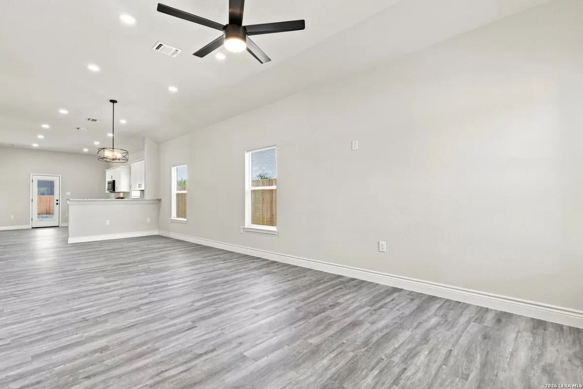 3BR House for Sale in San Antonio, TX