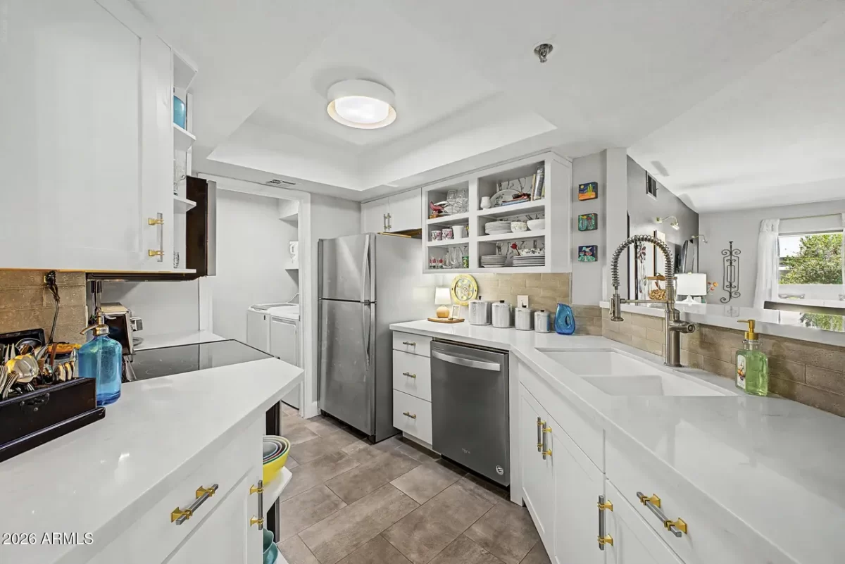 2BR Condo for Sale in Phoenix, AZ