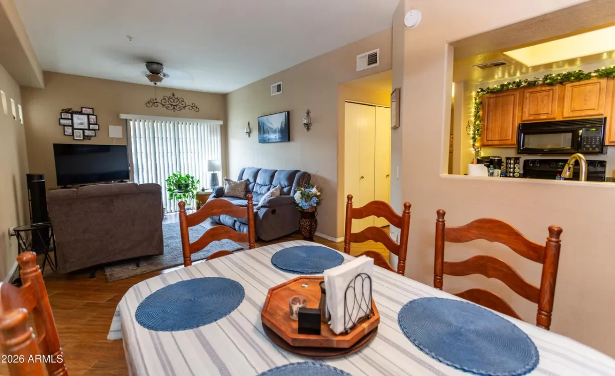 2BR Townhouse for Sale in Phoenix, AZ