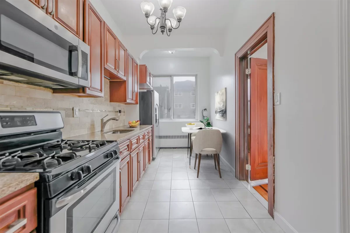 4BR Multi-Family for Rent in Guttenberg, NJ