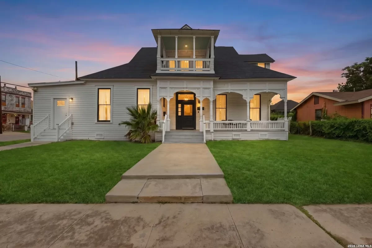 5BR House for Sale in San Antonio, TX
