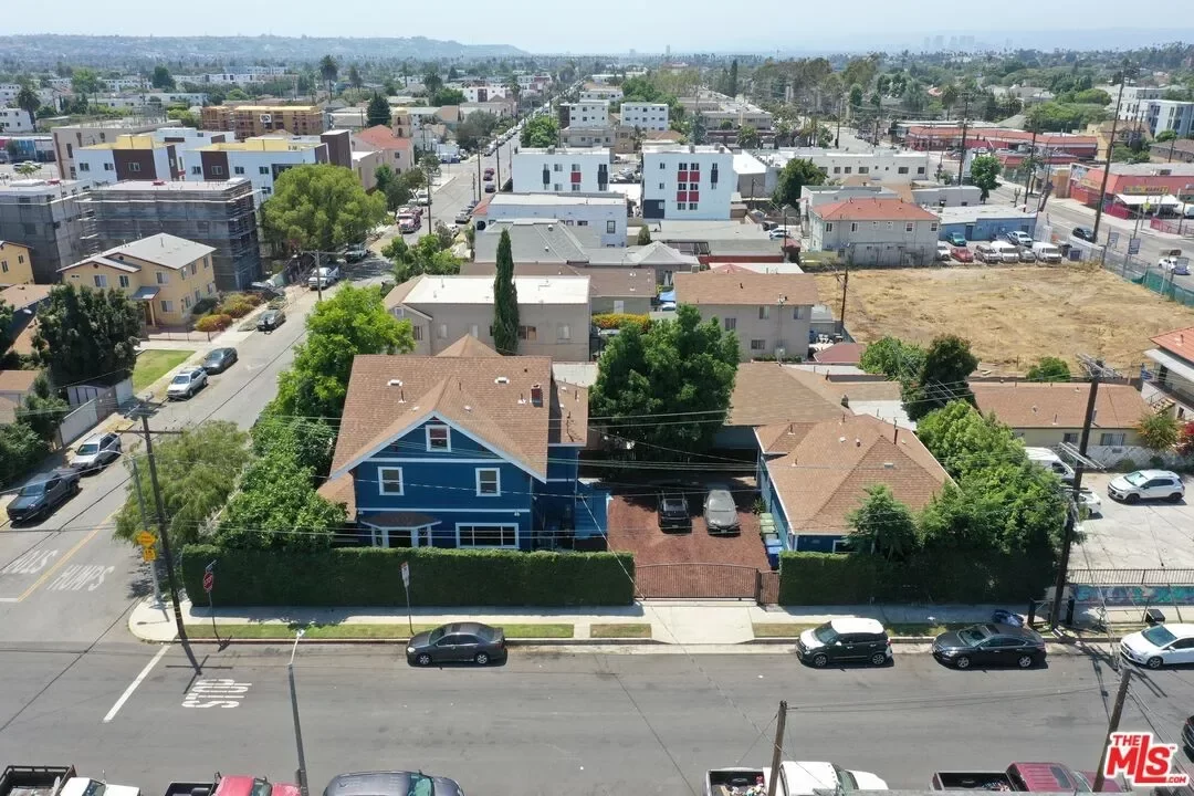 12BR Multi-Family for Sale in Los Angeles, CA