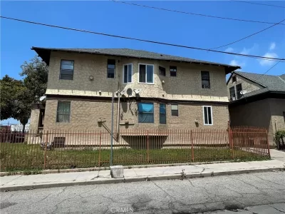 7BR Multi-Family for Sale in Los Angeles, CA