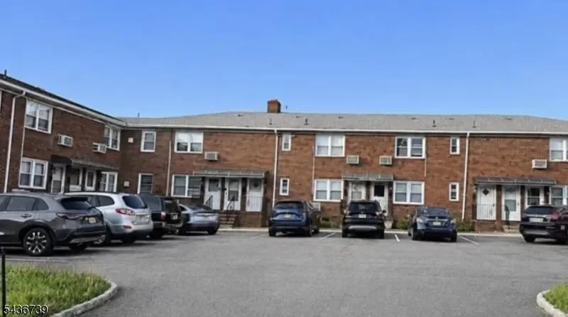 2BR Condo for Sale in North Bergen, NJ