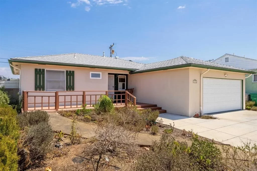 2BR House for Sale in San Diego, CA